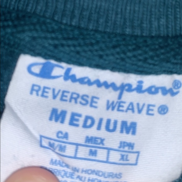 Champion Sweatshirt - Picture 3 of 4